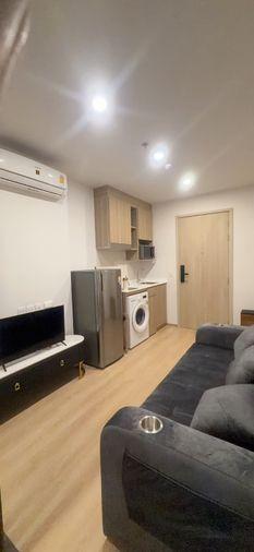 picture Life Rama 4-Asoke, beautiful room, perfect functions and with a comfortable seating corner, fully furnished. - 9/12