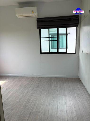 รูป 🔥ขาย ทาวน์โฮมหลังมุม โครงการ Modi Villa Bangna / โมดิ วิลล่า บางนา ทำเลซอยเอแบคบางนา หลังมุม ✅มีพื้นที่ข้างบ้านร่มรื่น ทิศทางลมดีหันหน้าทิศใต้ - รูปที่ 12/22