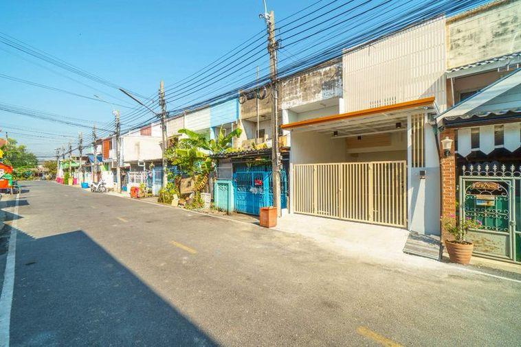 รูป 🔥 ขาย บ้านทำเลดี หมู่บ้านธารทอง 2 ซอยวัดลาดปลาดุก (Thanthong 2 Village, Wat Lat Pla Duk) | บางบัวทอง นนทบุรี - รูปที่ 2/13