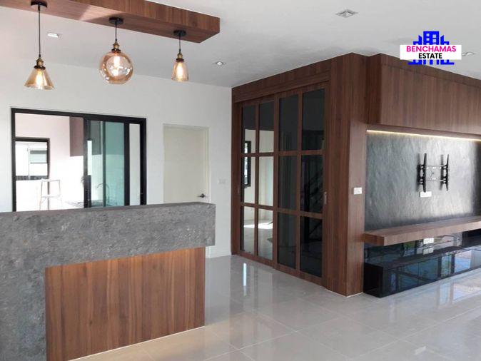 รูป 🔥ขาย บ้านเดี่ยว 2 ชั้น คาซ่า วิลล์ รามคำแหง-วงแหวน 2 ตกแต่ง Built-in พร้อมเข้าอยู่ ทำเลดีซอยมีสทีน ติดตั้ง Wall Charger ✨สำหรับรถยนต์ไฟฟ้าเรียบร้อย - รูปที่ 4/10