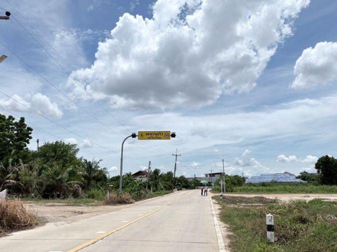 รูป ที่ดินสวย ติดถนนใหญ่ 331 ตำบลบึง ศรีราชา เดินทางสะดวก - รูปที่ 5/7