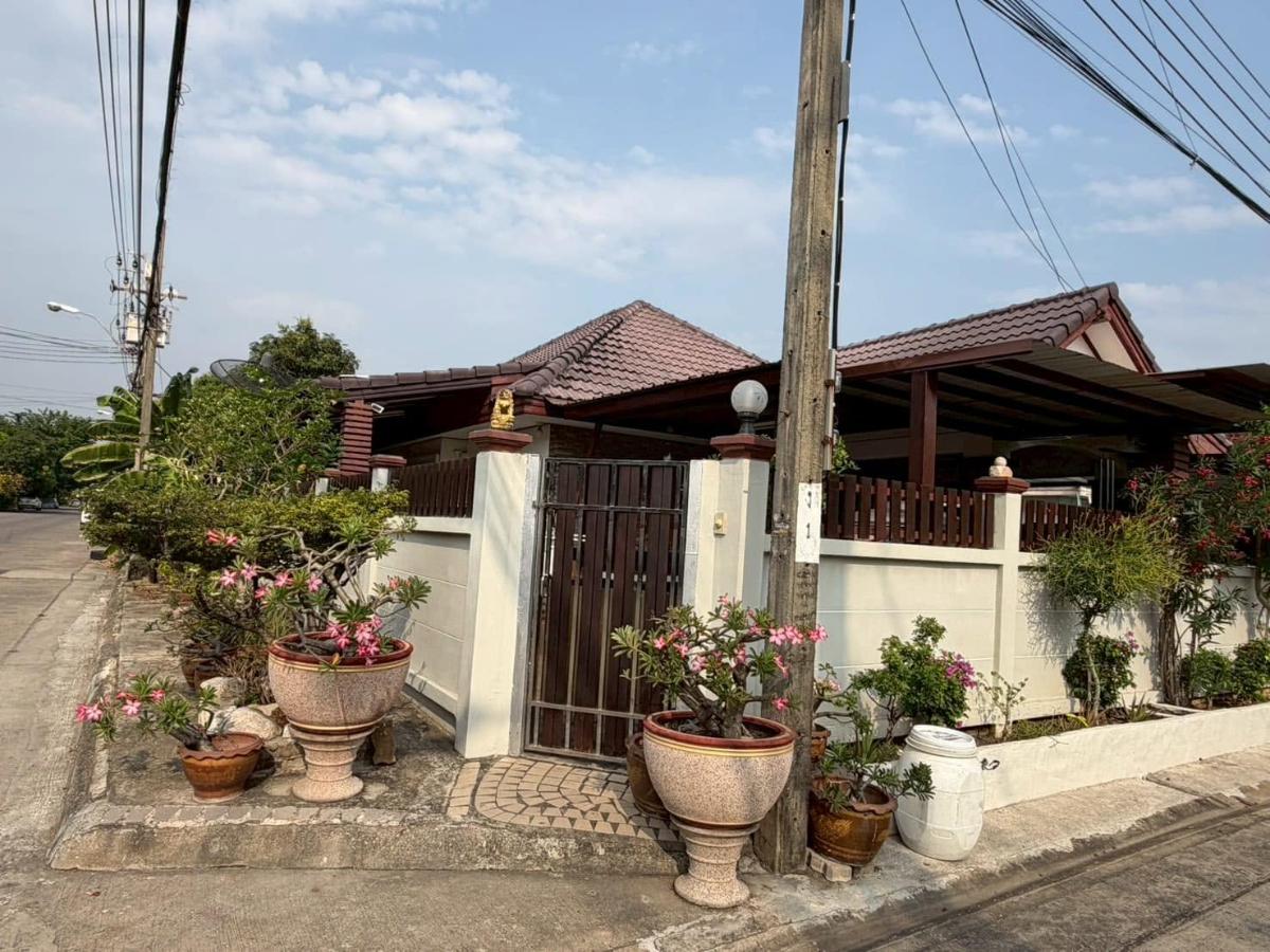 รูป 🔥ขาย บ้านเดี่ยวชั้นเดียว PRAPAWAN HOME 1 หลังมุมติดถนนเมน ทำเลมีนบุรี บ้านพร้อมอยู่ ครัวใน-นอก แถมแอร์ 3 ตัว พร้อมโอน - รูปที่ 2/19
