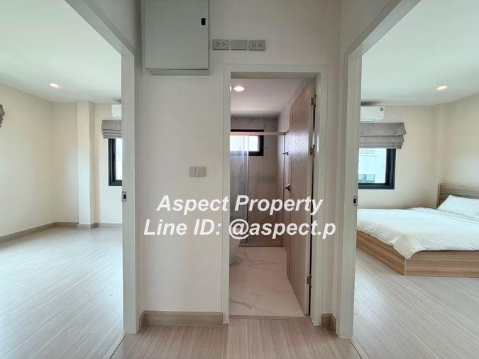 picture 4-bedroom, 3-bathroom house with 3 parking spaces in Bang Saen, Nong Mon. - 20/35