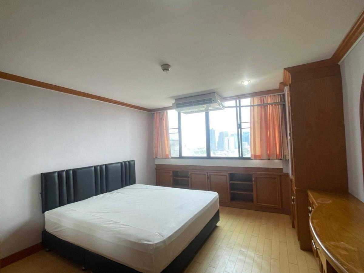 picture Supalai Place Sukhumvit 39 | Near BTS Phrom Phong #2026070414980 - 1/12