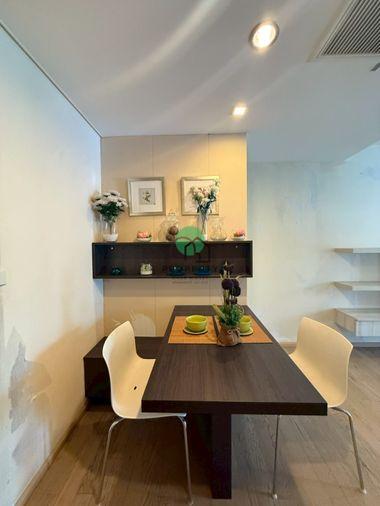 รูป ใครชอบห้องสไตล์ Open Plan โล่ง โปร่ง สบาย ห้ามพลาดห้องนี้ Noble Remix วิวสระว่ายน้ำสวยเต็มตา! - รูปที่ 8/12