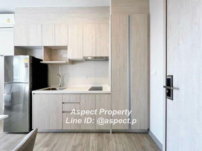 picture KEEN Centre Condo Sriracha for sale - 4/11