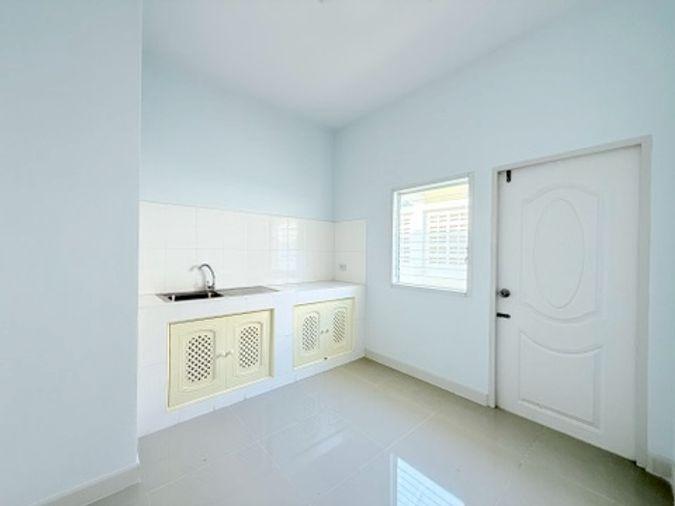 picture the rich perfect 20000 bath 3 bed 2bath - 12/16