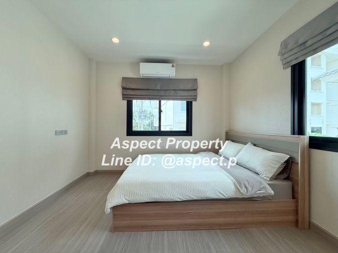 picture 4-bedroom, 3-bathroom house with 3 parking spaces in Bang Saen, Nong Mon. - 17/35