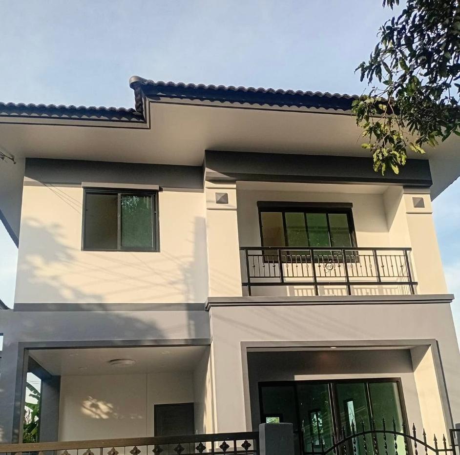 รูป 🔥ขาย บ้านแฝดหลังมุม หมู่บ้านบุรีรมย์ ซอยคู้บอน 41 รีโนเวทใหม่เอี่ยมทั้งหลัง บรรยากาศเป็นส่วนตัว พื้นที่กว้างขวาง เดินระบบน้ำ-ไฟใหม่หมด พร้อมเข้าอยู่ - รูปที่ 5/9