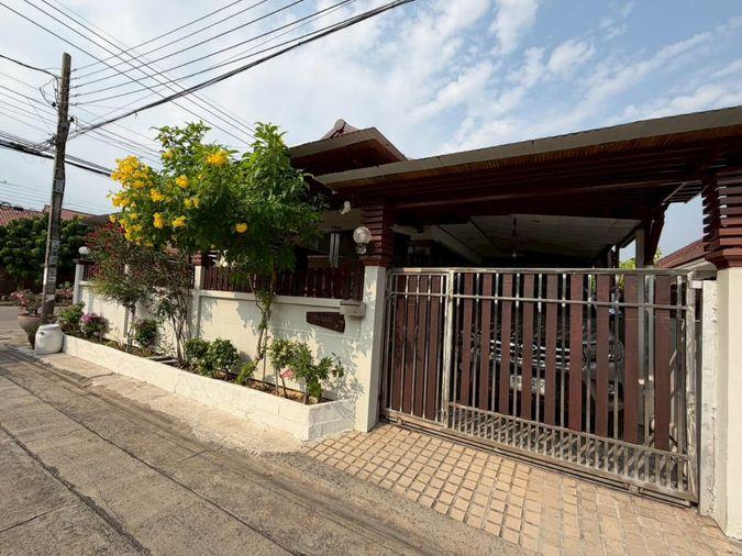 รูป 🔥ขาย บ้านเดี่ยวชั้นเดียว PRAPAWAN HOME 1 หลังมุมติดถนนเมน ทำเลมีนบุรี บ้านพร้อมอยู่ ครัวใน-นอก แถมแอร์ 3 ตัว พร้อมโอน - รูปที่ 3/19