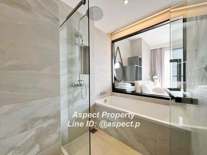 picture KEEN Centre Condo Sriracha for sale - 9/11