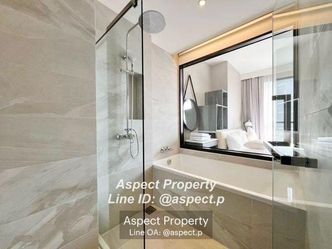 picture KEEN Centre Condo Sriracha for sale - 9/11