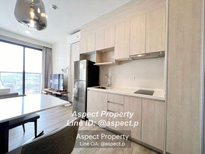 picture KEEN Centre Condo Sriracha for sale - 3/11
