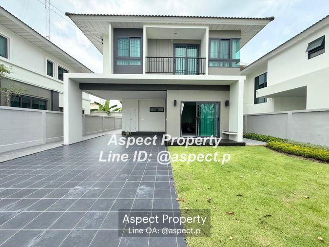 picture 4-bedroom, 3-bathroom house with 3 parking spaces in Bang Saen, Nong Mon. - 1/35