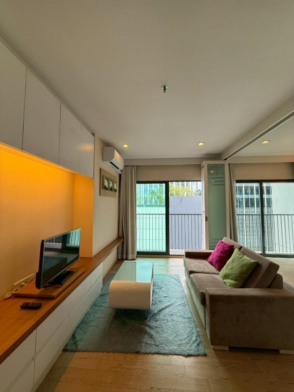 picture Relax in Style at Noble Remix Thonglor 🛁🌿 Room width 50 sq m. Complete with all living functions  - 2/10