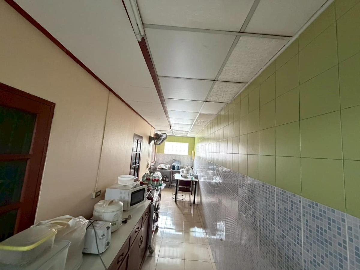 รูป 🔥ขาย บ้านเดี่ยวชั้นเดียว PRAPAWAN HOME 1 หลังมุมติดถนนเมน ทำเลมีนบุรี บ้านพร้อมอยู่ ครัวใน-นอก แถมแอร์ 3 ตัว พร้อมโอน - รูปที่ 18/19