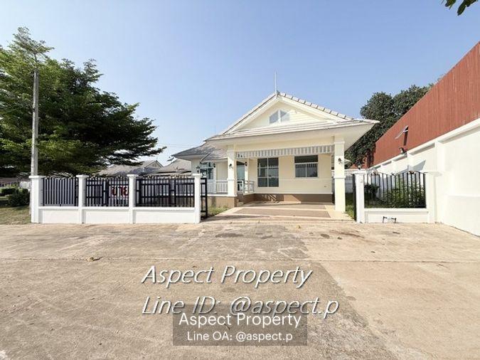 picture the rich perfect 20000 bath 3 bed 2bath - 1/16