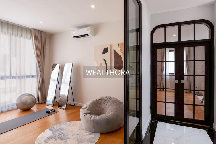 picture Cinq Royal Bangkok Kreetha: A worthy location. - 8/27