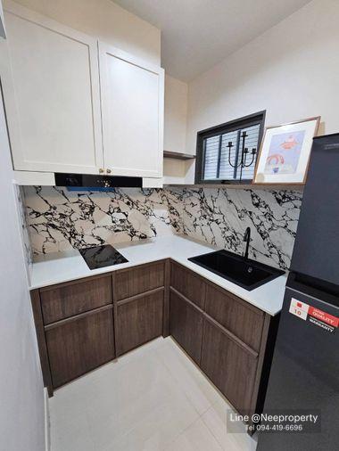 รูป ให้เช่า ทาวน์โฮม 3 ชั้น บ้านกลางเมือง พระราม 9–กรุงเทพกรีฑา Rare Unit! บ้านใหม่พร้อมเฟอร์นิเจอร์ เข้าอยู่ได้เลย (TH6911) - รูปที่ 5/12