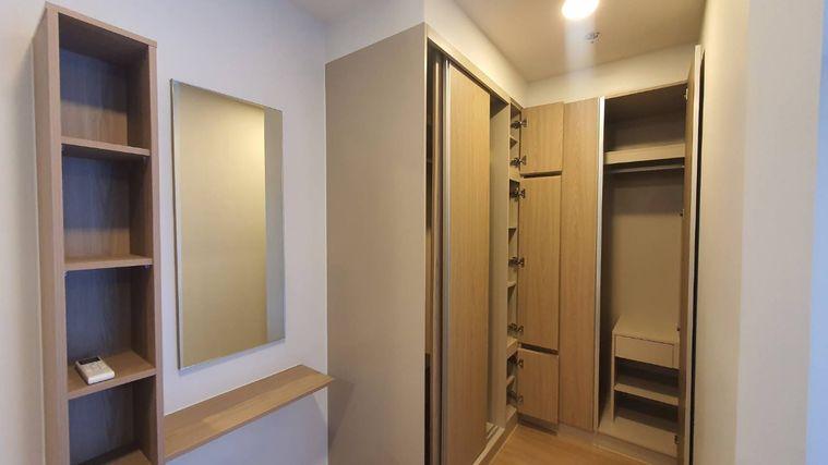 picture Sky-High Loft Living! Fully Furnished with In-Unit Washer-Dryer Combo 🧺 - 8/17