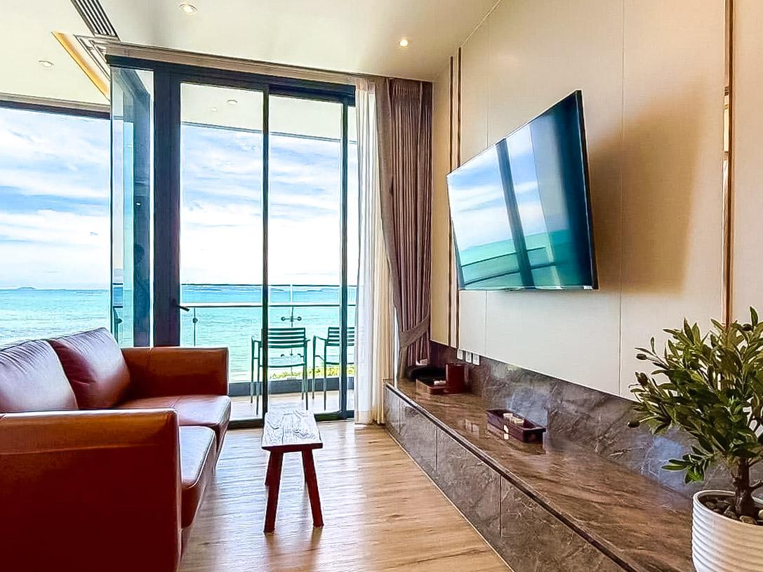 รูป Arom Wongamat Condo Pattaya for Sale 1 Bedroom Sea View - รูปที่ 1/8