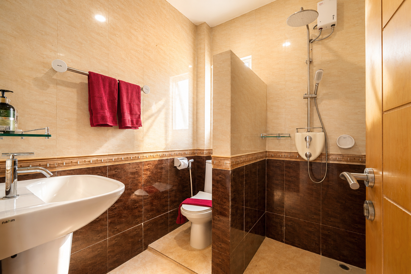 รูป Luxury Pool Villa for Rent in Chaiyaphruek East Pattaya 5Bedroom - รูปที่ 14/19