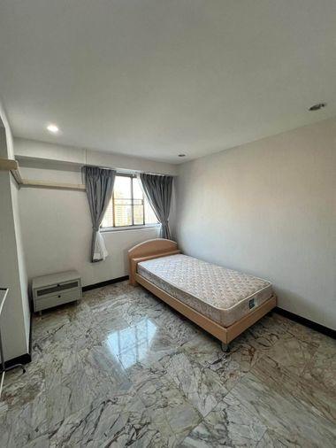 picture 🏙️✨ **Spacious Condo for Rent in Sukhumvit 39 | 165 Sq.m. | Only 400 m from BTS Phrom Phong** ✨🏙️ - 7/10