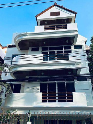 รูป ให้เช่าบ้านเดี่ยว 4 ชั้น ซอยสุขุมวิท 31 (แยก 2) ใกล้ BTS พร้อมพงษ์ พร้อมเข้าอยู่ (H6918) - รูปที่ 1/27