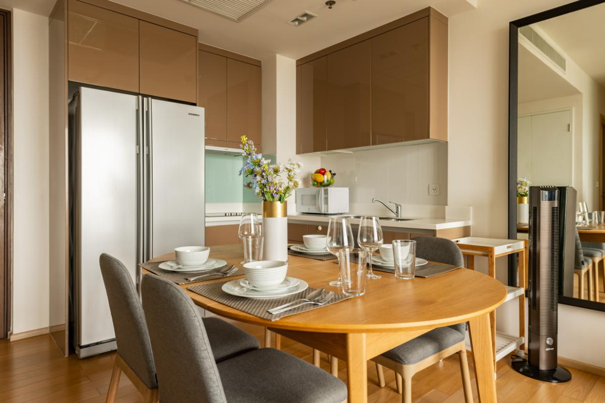 รูป SIRI at Sukhumvit 2 Bed แต่งครบมินิมอลญี่ปุ่น ห้องโปร่งรับลมวิวแม่น้ำทิศใต้ มีอ่างอาบน้ำ ห้องจริงสวยพร้อมเข้าอยู่ - รูปที่ 8/17