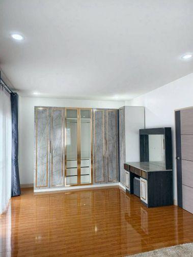 รูป ขายบ้านเดี่ยวหลังมุม ศรีราชา ทำเลไร่กล้วย พื้นที่กว้าง น่าอยู่ - รูปที่ 11/17