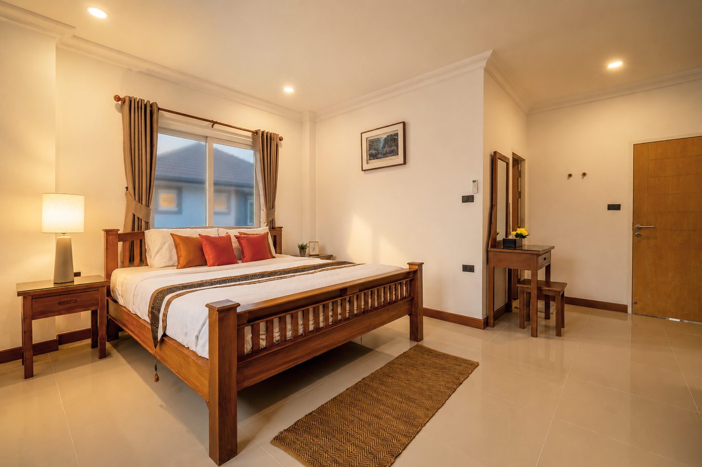 รูป Luxury Pool Villa for Rent in Chaiyaphruek East Pattaya 5Bedroom - รูปที่ 11/19