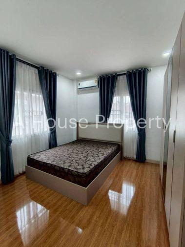 รูป ขายบ้านเดี่ยวหลังมุม ศรีราชา ทำเลไร่กล้วย พื้นที่กว้าง น่าอยู่ - รูปที่ 9/17