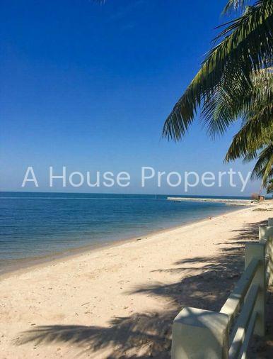 picture Crystal Beach Condo for sale, Bang Phra. Beachfront, great atmosphere, prime location. - 9/11