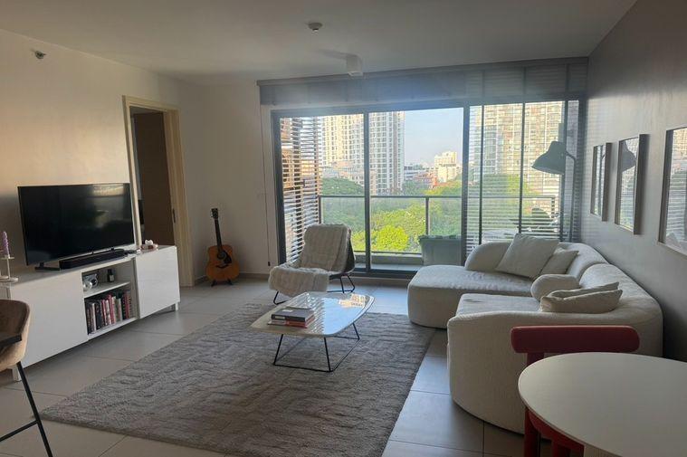 รูป 🔥 เช่าด่วน !!🔥The Lofts Ekkamai, 2 ห้องนอน, 2 ห้องน้ำ, ห้องไซส์ใหญ่, ทำเลดี !! Code C20260700002 แต่งครบ, พร้อมเข้าอยู่ 📣📣 - รูปที่ 2/4