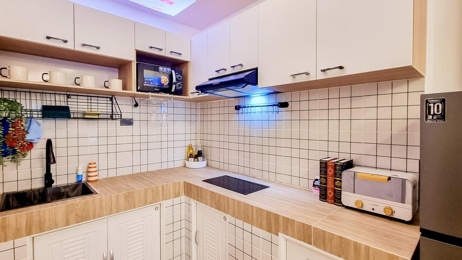 picture Minimalist Townhome for Sale Central Pattaya Fully Furnished - 4/12