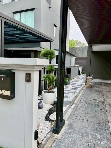 รูป ขายบ้านหรู Baan Klang Muang The Edition โยธินพัฒนา ราคาพิเศษ ขายขาดทุน ฟรี Built-in ทั้งหลัง มูลค่ากว่า 3.8 ล้านบาท บ้านพร้อมเข้าอยู่  - รูปที่ 3/33