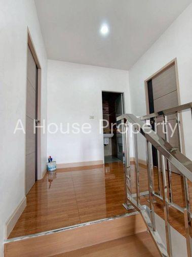 รูป ขายบ้านเดี่ยวหลังมุม ศรีราชา ทำเลไร่กล้วย พื้นที่กว้าง น่าอยู่ - รูปที่ 8/17