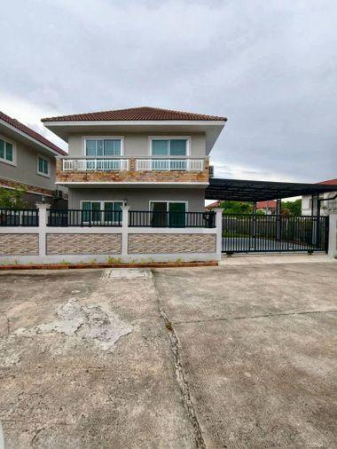 รูป ขายบ้านเดี่ยวหลังมุม ศรีราชา ทำเลไร่กล้วย พื้นที่กว้าง น่าอยู่ - รูปที่ 1/17