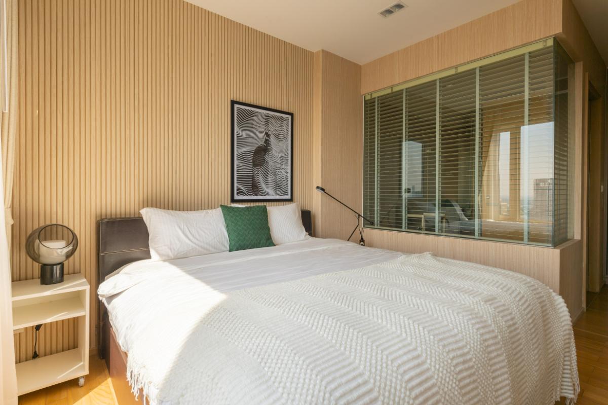 รูป SIRI at Sukhumvit 2 Bed แต่งครบมินิมอลญี่ปุ่น ห้องโปร่งรับลมวิวแม่น้ำทิศใต้ มีอ่างอาบน้ำ ห้องจริงสวยพร้อมเข้าอยู่ - รูปที่ 13/17