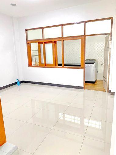 รูป HK0151♛ทาวน์โฮม 4 ห้องนอน ให้เช่า⚝ห้วยขวาง♜MRT ห้วยขวาง∞099-5919653,065-9423251▚Line@sureresidence - รูปที่ 4/11