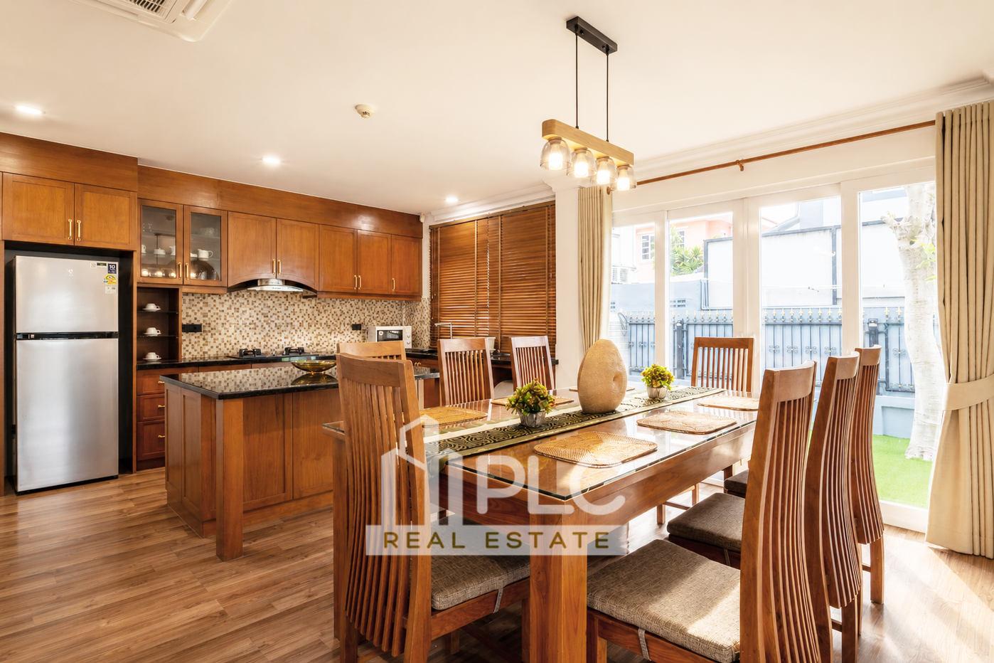 รูป Luxury Pool Villa for Rent in Chaiyaphruek East Pattaya 5Bedroom - รูปที่ 5/19