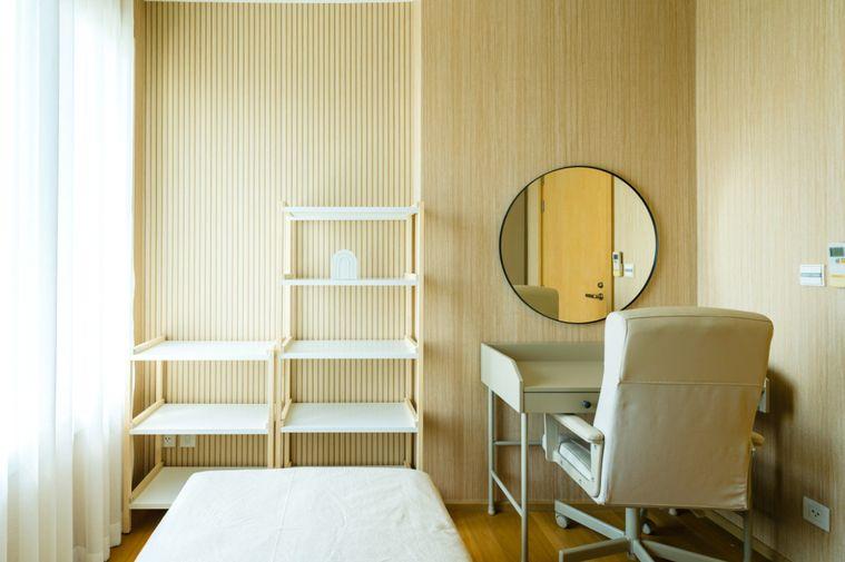 รูป SIRI at Sukhumvit 2 Bed แต่งครบมินิมอลญี่ปุ่น ห้องโปร่งรับลมวิวแม่น้ำทิศใต้ มีอ่างอาบน้ำ ห้องจริงสวยพร้อมเข้าอยู่ - รูปที่ 9/17