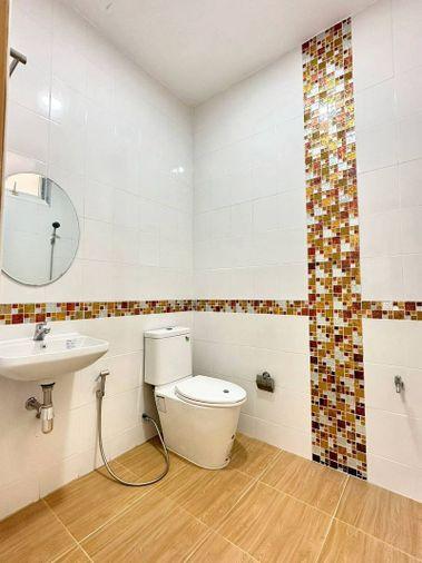 picture Newly renovated corner house in a prime location at Sahaphap 6 Village, Laem Chabang. - 9/17