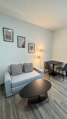 picture Modiz Vault Kaset-Sripatum   Condo For Rent / Line : @mintocondo - 4/12