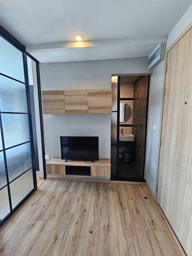 รูป 🚀 ชั้นสูงวิวปัง หน้าทางขึ้นรถไฟฟ้า! ปล่อยเช่า BRIX Condo จองด่วนพร้อมเข้าอยู่ 1 สิงหาคมนี้ 🏙️ - รูปที่ 2/7