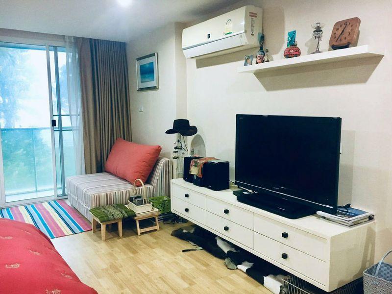 picture Crystal Beach Condo for sale, Bang Phra. Beachfront, great atmosphere, prime location. - 5/11