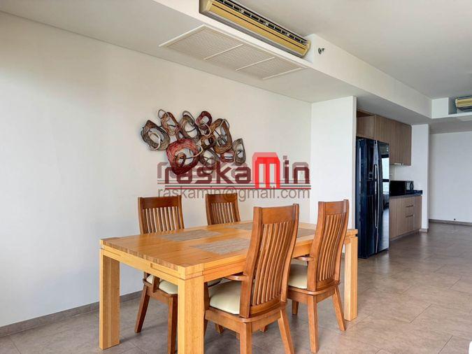 picture Zire Wongamat | High-Floor Beachfront Condo, 2BR/2BA – For Sale - 3/22