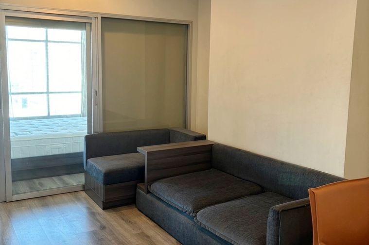 รูป 🔥 เช่าด่วน !! Centric Sathorn - St.Louis, 1 ห้องนอน, 1 ห้องน้ำ, ห้องมุม, ชั้นสูง 21++, ห้องไซส์ใหญ่ !! Code C20240201018 แต่งครบ, พร้อมเข้าอยู่ 📣📣 - รูปที่ 2/6