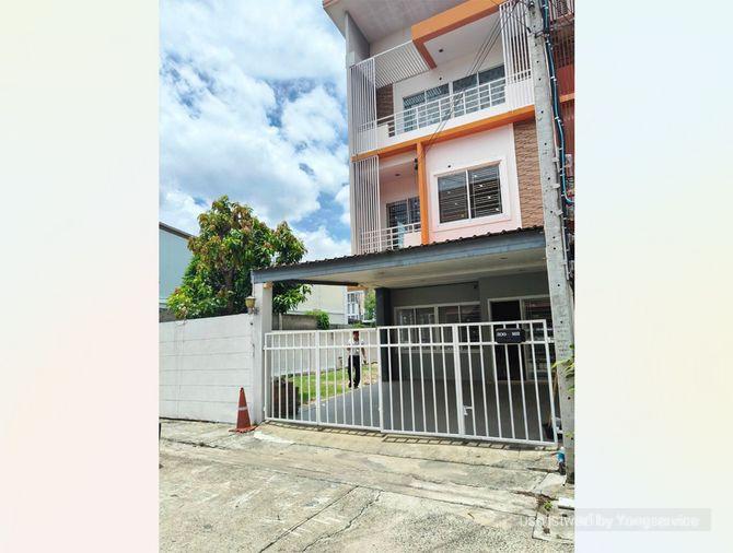 รูป Call : 095-250-9015 บ้านรัชธานี 10 ซอยคู้บอน 27 เขตบางเขน ทาวน์เฮ้าส์ 3 ชั้น แปลงมุม ติดสวน 49 ตารางวา 3 นอน 4 น้ำ ใกล้รถไฟฟ้าสีชมพู สถานีคู้บอน - รูปที่ 1/12
