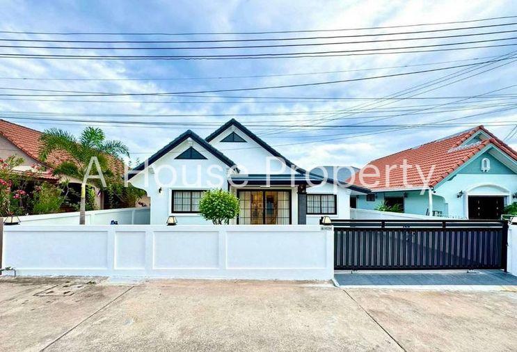 รูป ขายบ้านเดี่ยว ซอยสยามคันทรีคลับ พัทยา ทำเลดี ใกล้มอเตอร์เวย์ - รูปที่ 1/20